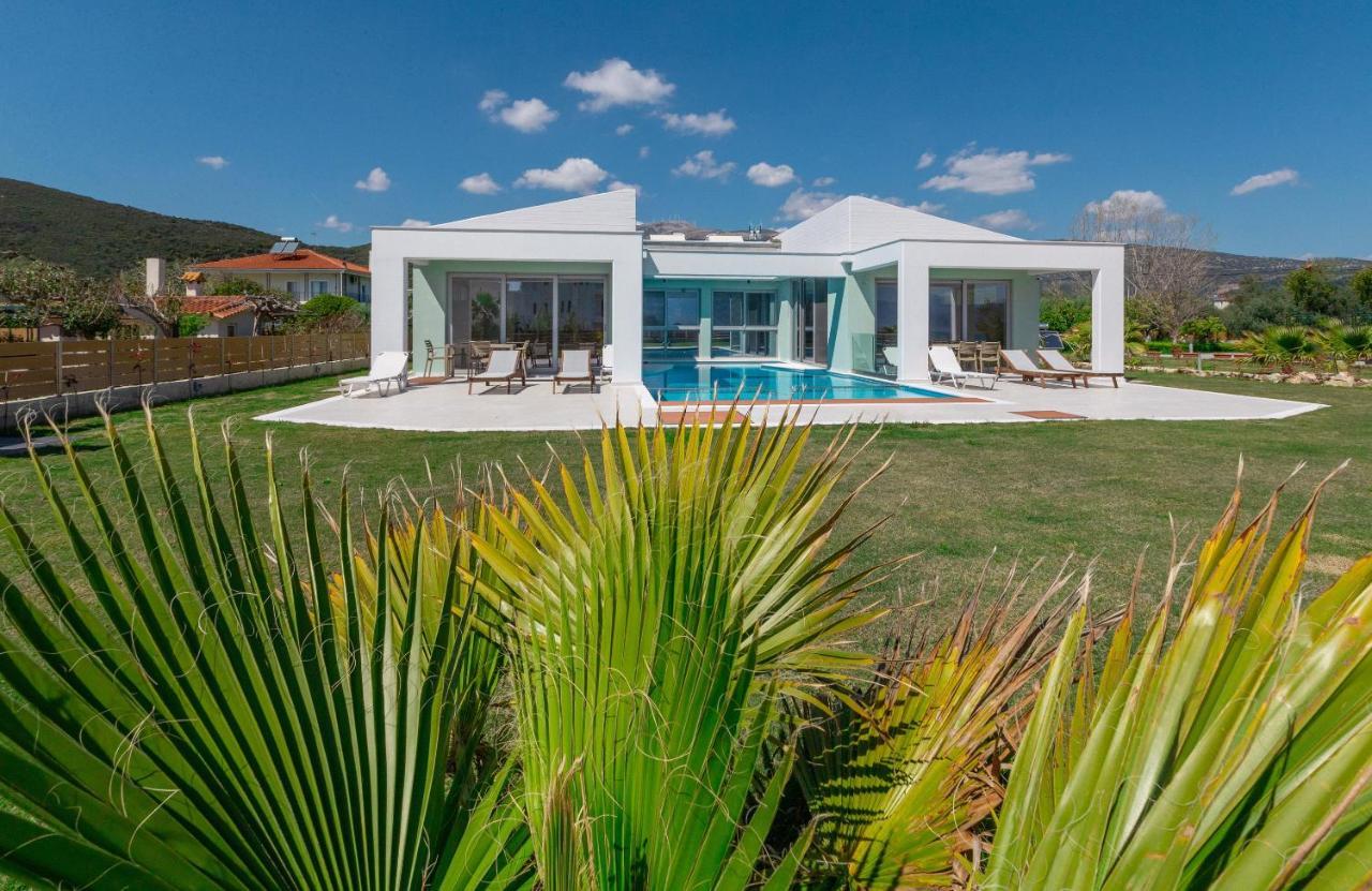 La Villa Del Mare - Nafpaktos Beach Exterior photo